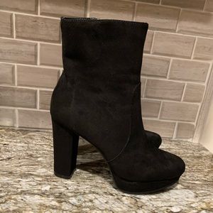 High heel booties - Black